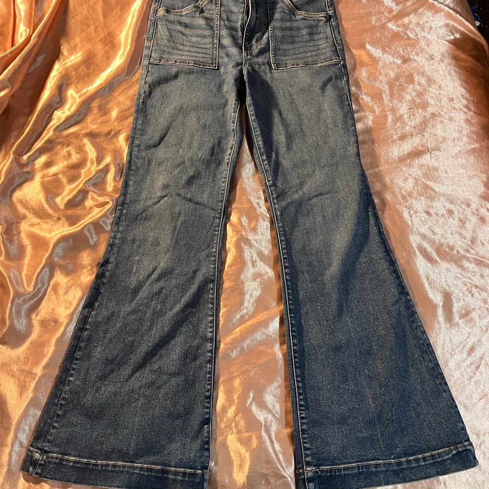 American Eagle Outfitters Medium Blue Flare Jeans